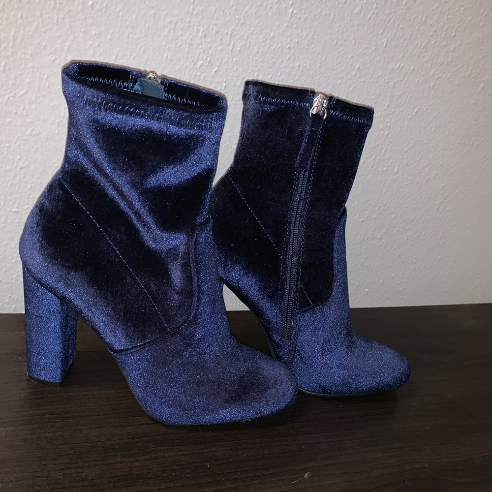Blue velvet Steve Madden Boots